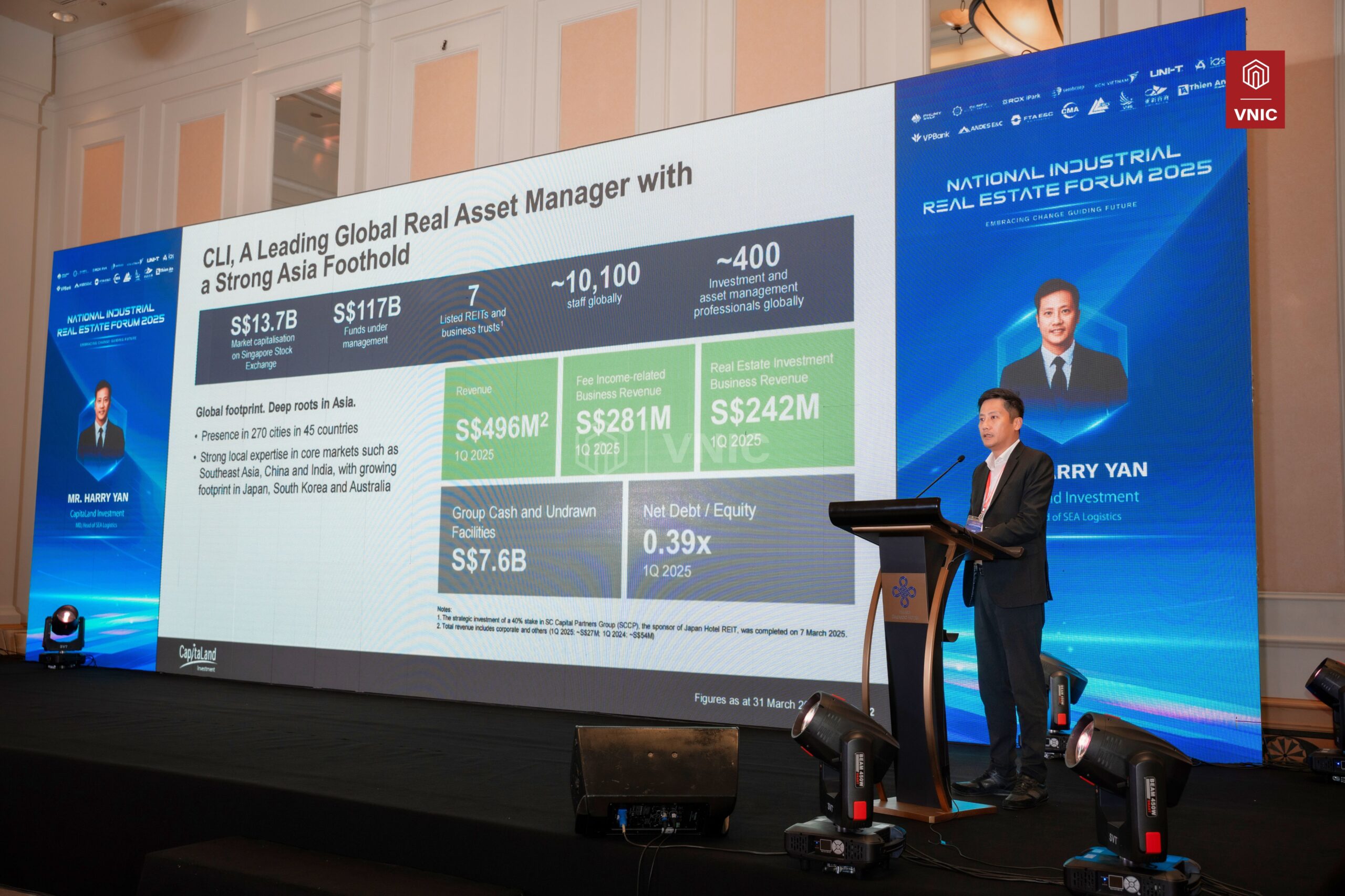 Ông Harry Yan - Giám đốc Điều hành, Trưởng bộ phận Logistics Đông Nam Á của CapitaLand Investment chia sẻ tại sự kiện
