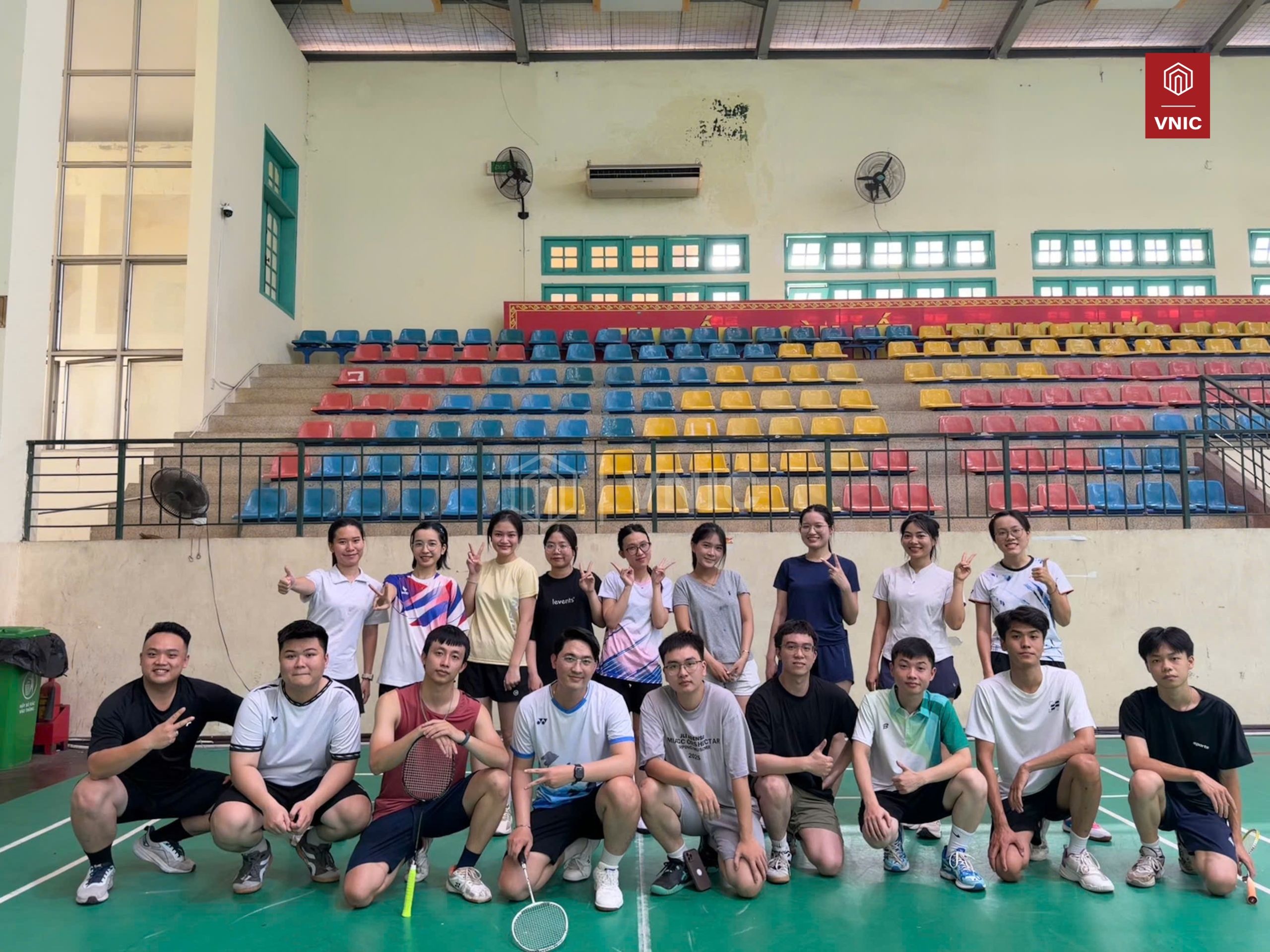 Các thành viên tham gia thi đấu Giải Cầu lông VNIC Mở rộng 2026